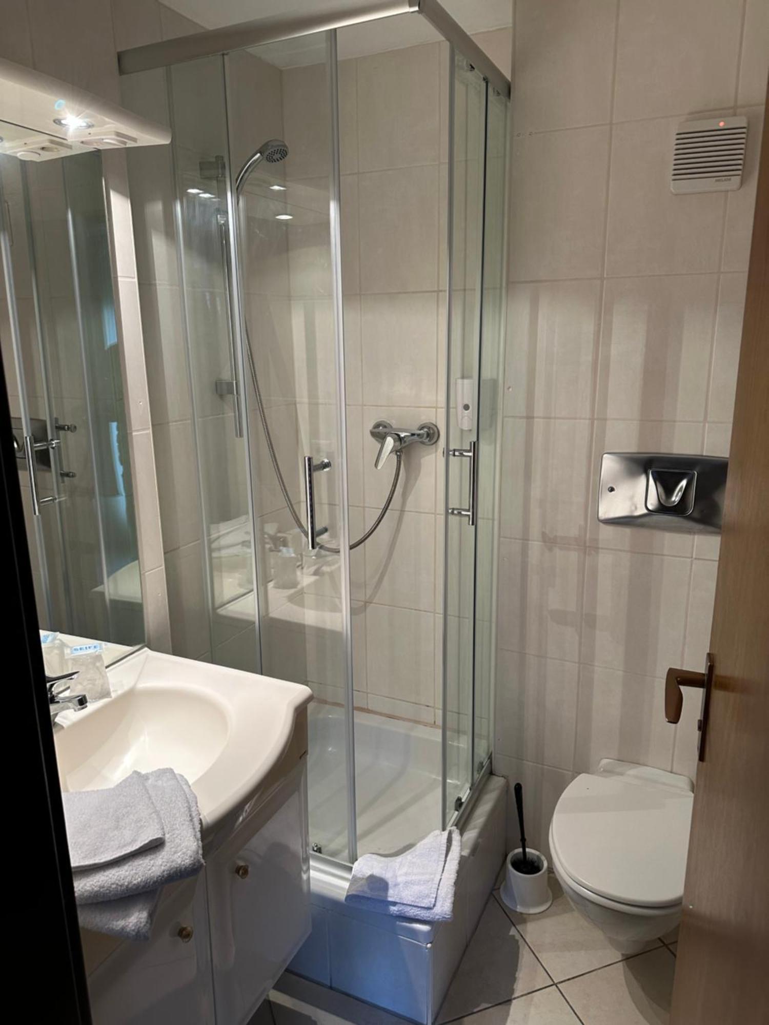 Hotel Fuerstenhof Фюссен Экстерьер фото